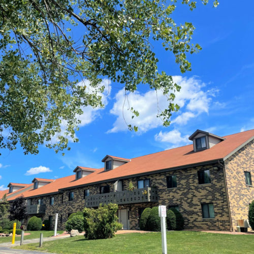 Cobalt-Greenfield-Park-sup-apt